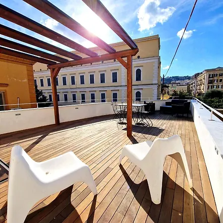 Casa con terrazza esclusiva vicino al mare Domus Neapolis Happy Holiday-3